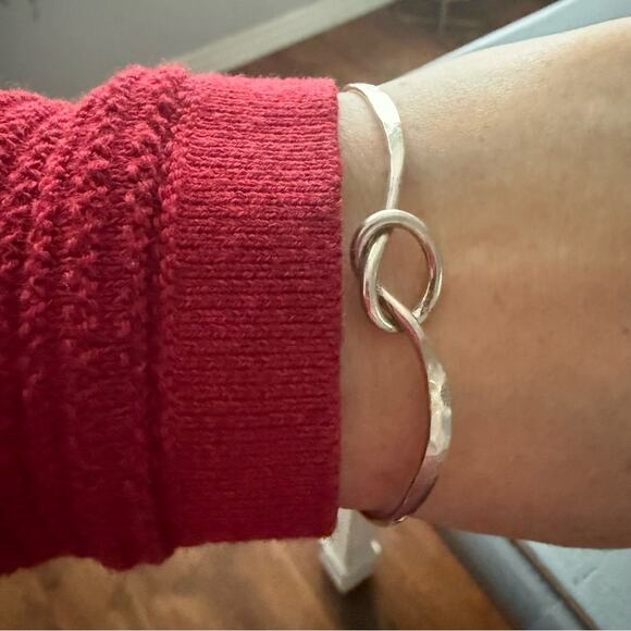925 Sterling Silver Knot Cuff Bracelet - Picture 1 of 7